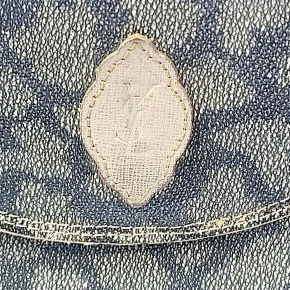 Yves Saint Laurent Leather Shoulder Bag - Picture 2 of 6